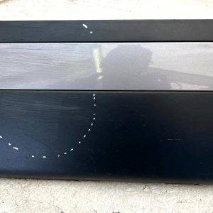 Range Rover Velar L560 Front Left Lower Door Moulding 17-23 J8A2-21065-A Genuine - Image 4