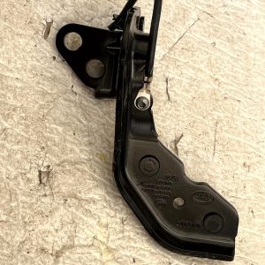 Range Rover Velar L560 Rear Left Tailgate Hinge 2017-2023 J8A2-42901-AC Genuine - Image 5