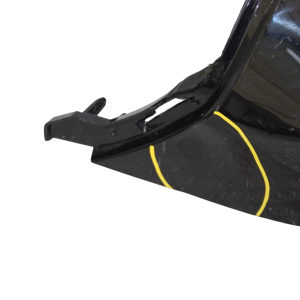 Range Rover Vogue Front Bumper Lower Right Trim 2022 ON M8E2-17E784-A *DAMAGED* - Image 3