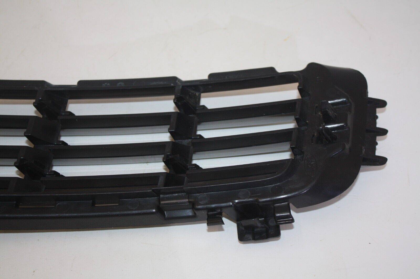 Range-Rover-Vogue-Front-Bumper-Right-Side-Grill-CK52-17F908-AA-Genuine-176234628300-10