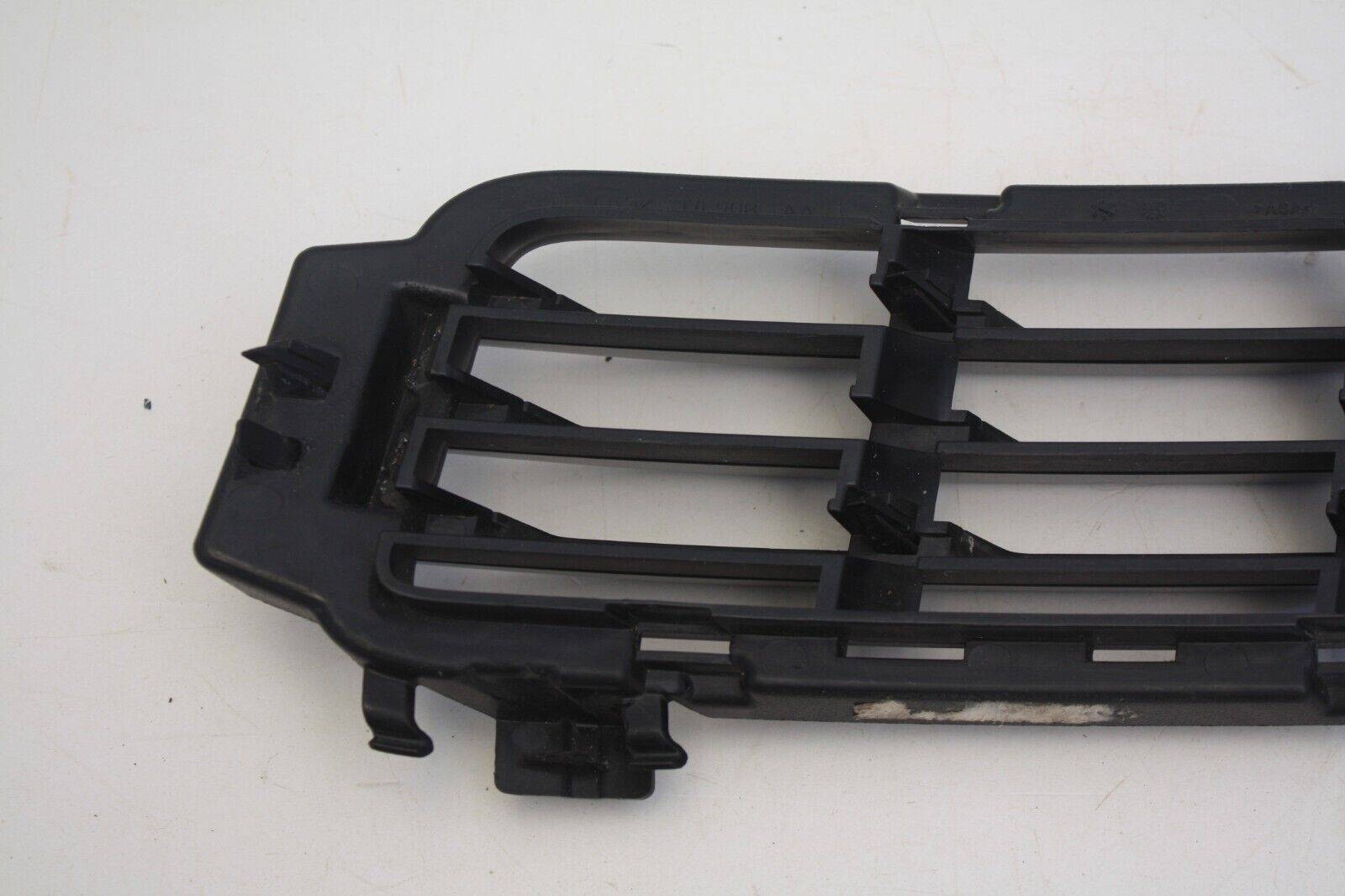 Range-Rover-Vogue-Front-Bumper-Right-Side-Grill-CK52-17F908-AA-Genuine-176236996060-9