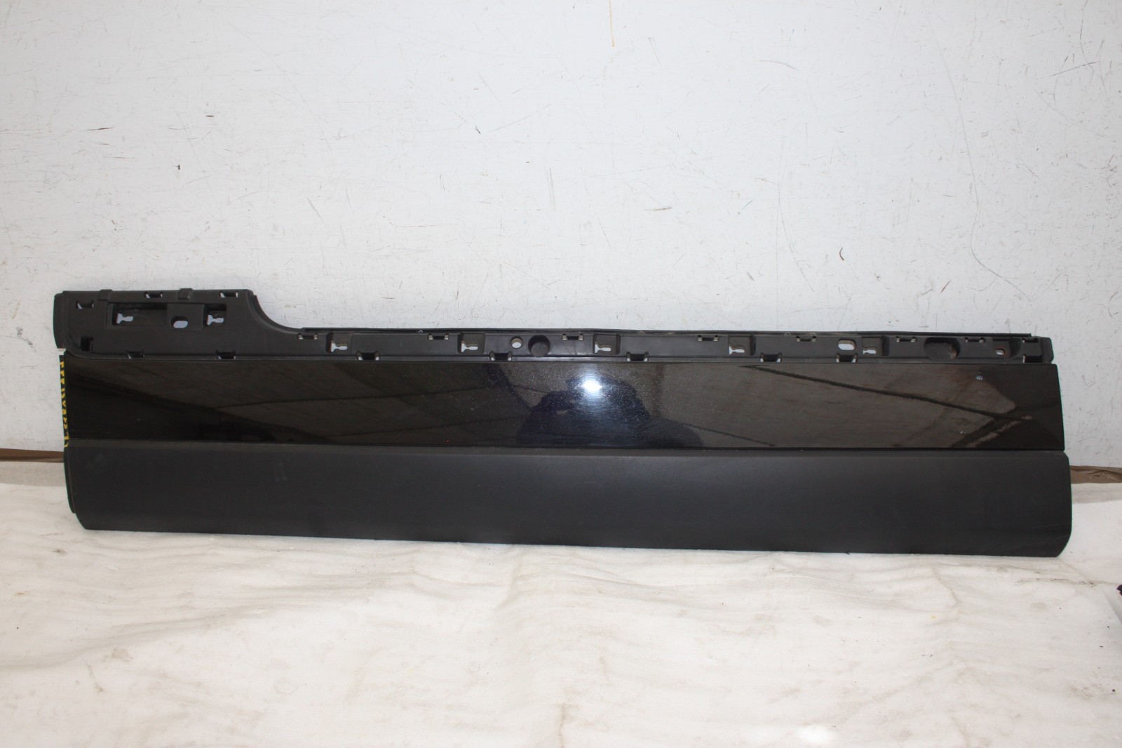 Range Rover Vogue L405 Front Left Door Moulding 2012 TO 2018 CK52-21065-ADW