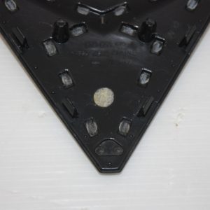 Seat Ateca Front Bumper Grill Badge 2016 ON 575853679J Genuine - Image 11