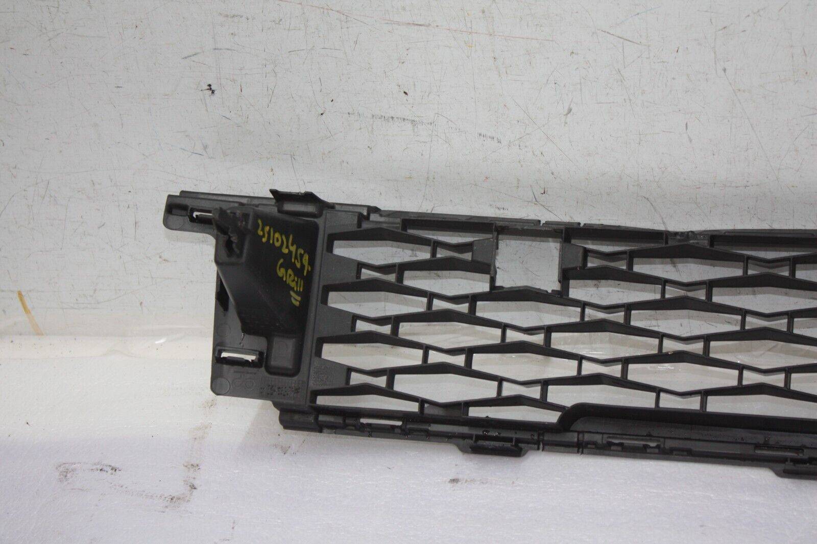 Skoda-Karoq-Front-Bumper-Grill-57A853677D-Genuine-DAMAGED-176646836190-13