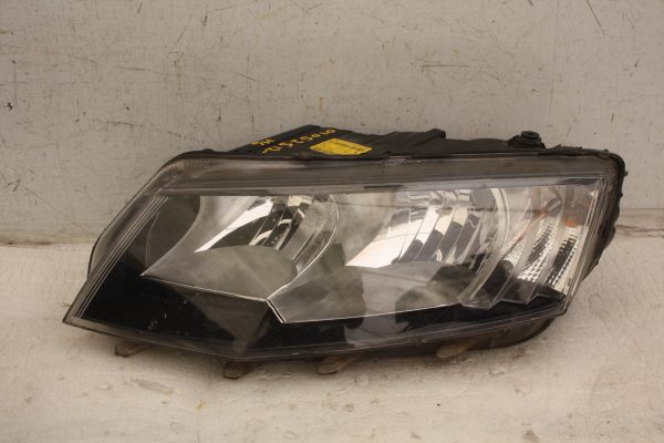 Skoda-Octavia-Left-Side-Headlight-5E2941015-Genuine-DAMAGED-177059802200