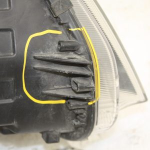 Skoda Octavia Left Side Headlight 5E2941015 Genuine *DAMAGED* - Image 10