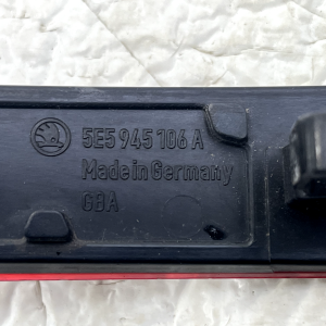 Skoda Octavia Mk3 Rear Bumper Right Reflector 2017 TO 2020 5E5945106A Genuine - Image 13