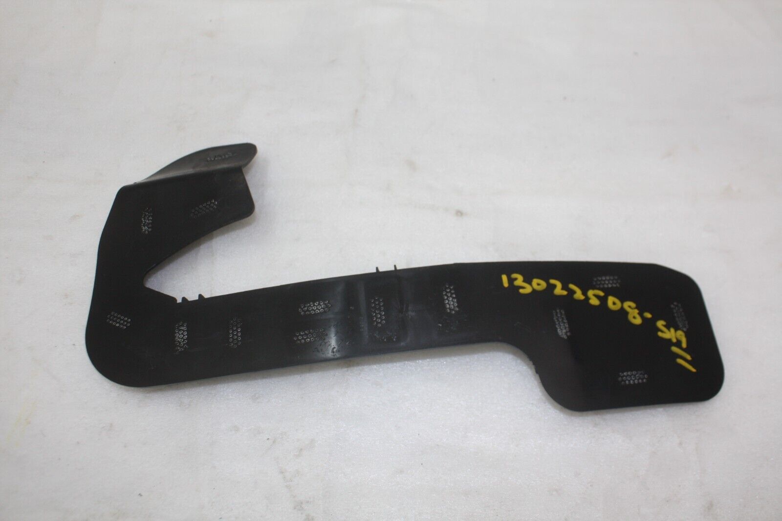 Tesla Model 3 Front Bumper Right Bracket 2019 TO 2024 1089450-00-A Genuine