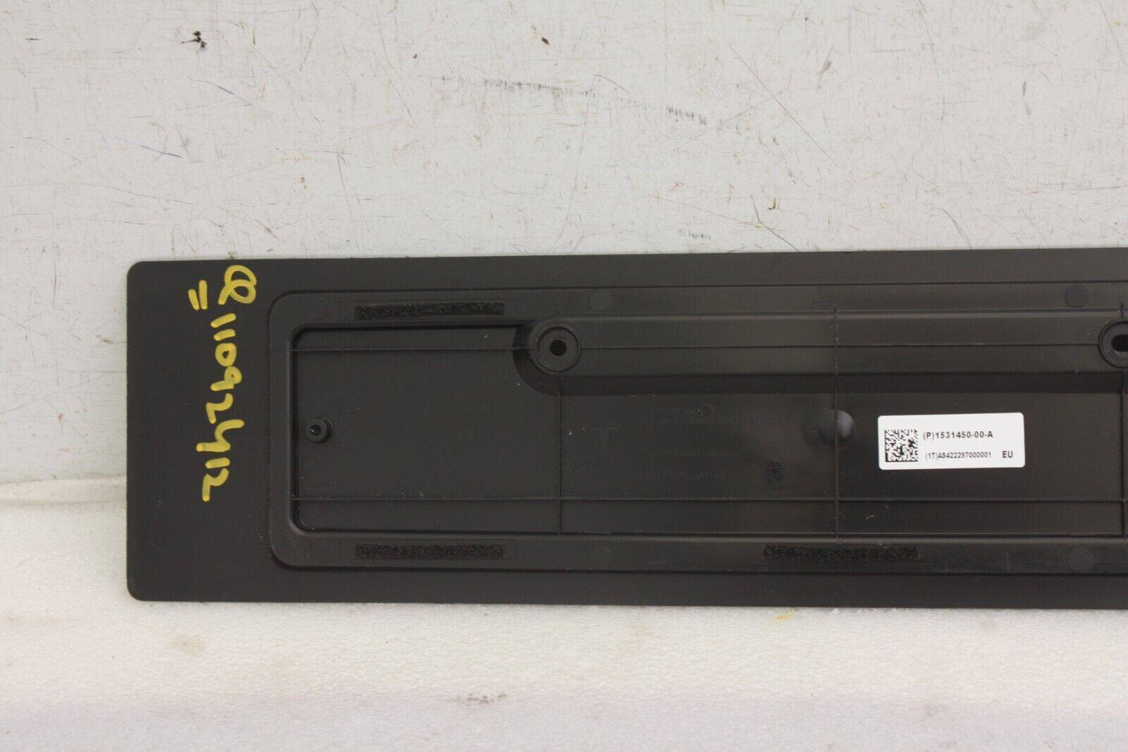 Tesla-Model-Y-Rear-Number-Plate-Holder-1147416-00-C-Genuine-176577610830-10