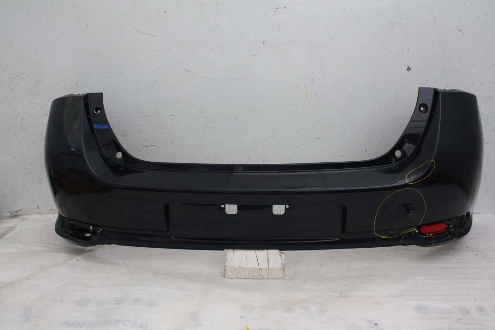 Toyota Auris Rear Bumper 2015 TO 2019 52159-02D30 Genuine *DAMAGED*