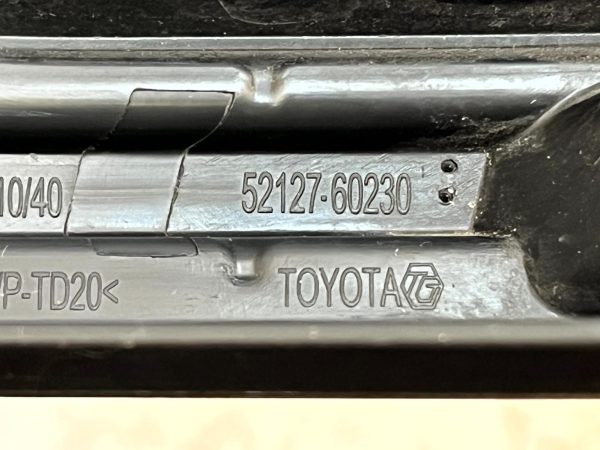 Toyota Land Cruiser Prado Front Right Fog Light Trim 18 23 52127 60230 Genuine 178416752310 11