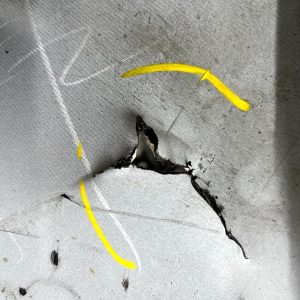 Toyota Prius Front Bumper 2012 TO 2016 52119-47A00 Genuine *DAMAGED* - Image 7