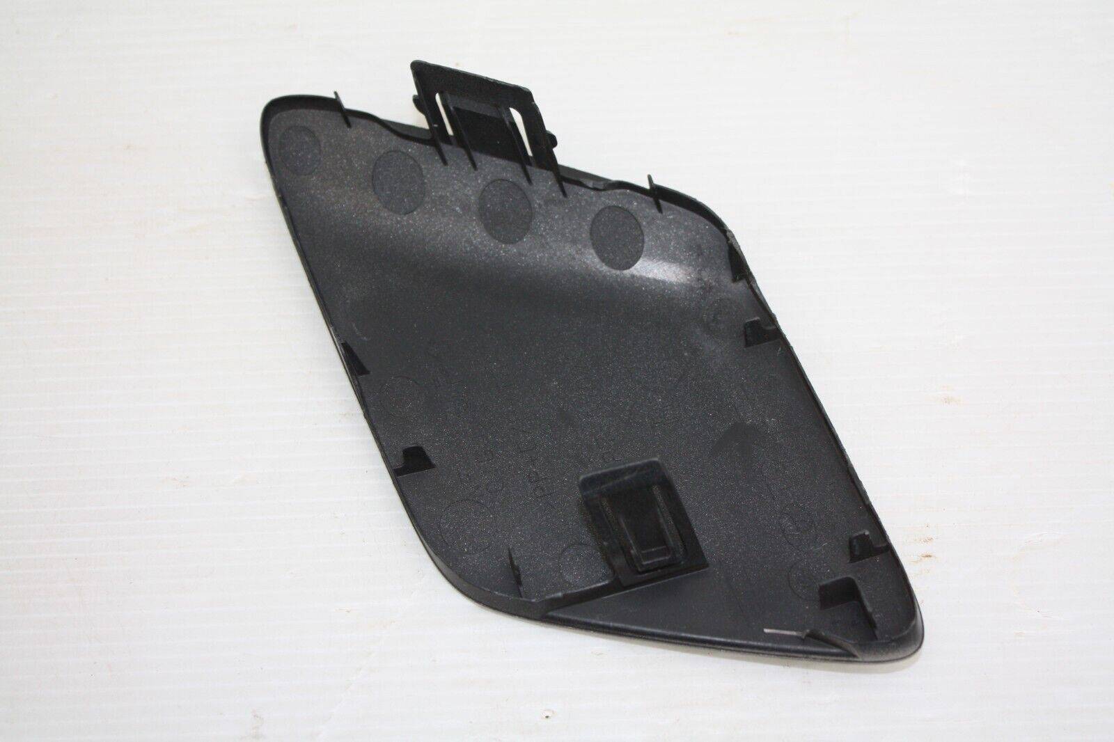 Toyota-Prius-Hybrid-Front-Bumper-Right-Tow-Cover-2016-TO-2019-52127-47070-176340683500-8