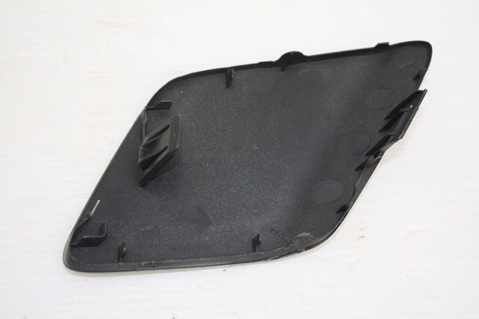 Toyota-Prius-Hybrid-Front-Bumper-Right-Tow-Cover-2016-TO-2019-52127-47070-176340683500-9