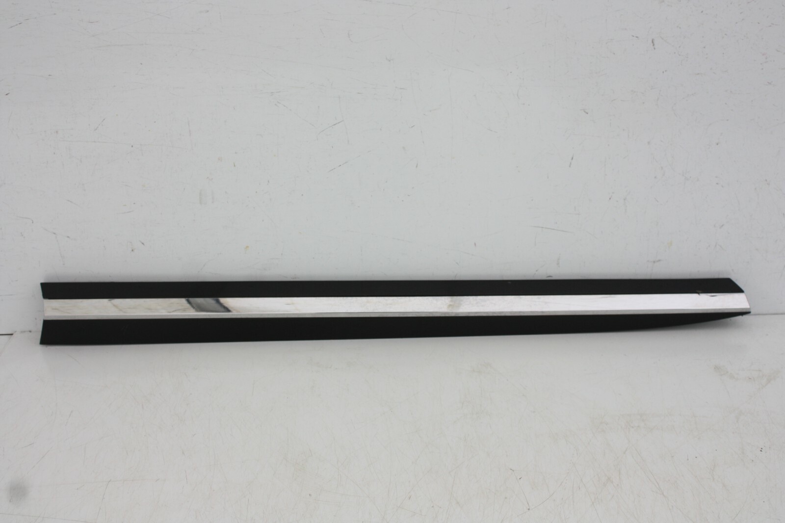 VW Arteon Front Left Side Door Moulding 2017 TO 2020 3G8853969B Genuine