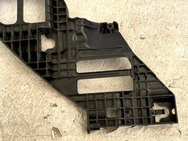 VW Golf Front Right Side Headlight Mount Bracket 2009 2013 5K0807228A Genuine 178507815630 4