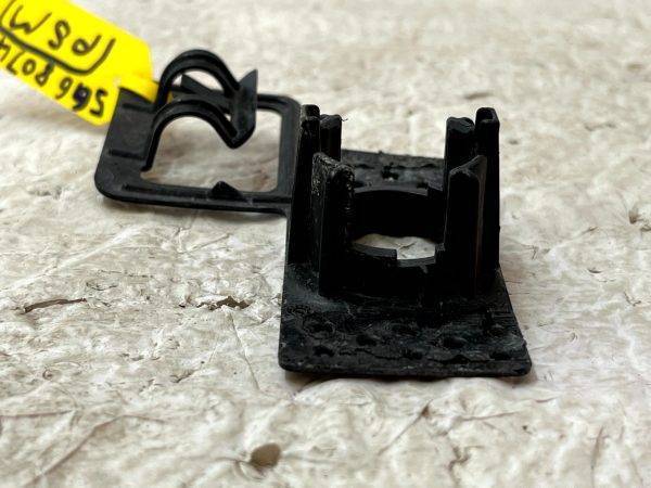 VW Golf Mk7 Rear Bumper Parking Distance Sensor Holder 17 20 5G6807421 Genuine 178525318670 5