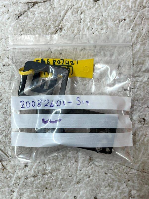 VW Golf Mk7 Rear Bumper Parking Distance Sensor Holder 17 20 5G6807421 Genuine 178525318670 9
