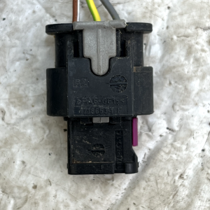 VW Golf PDC Parking Sensor Wiring Loom Harness Plug Connector 4F0973703 Genuine - Image 4