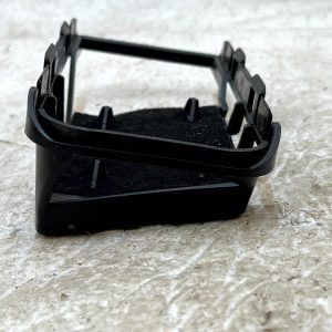 VW Tayron Rear Left Trunk Ventilation Grille Bracket 2024-2025 571819945 Genuine - Image 11