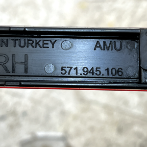 VW Tiguan Rear Bumper Right Reflector 2024 ON 571945106 Genuine - Image 14