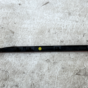 VW Tiguan Rear Bumper Right Reflector 2024 ON 571945106 Genuine - Image 6