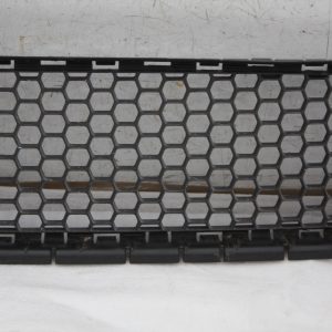 VW Touareg Front Bumper Lower Grill 2007 TO 2011 7L6853678F Genuine *DAMAGED* - Image 4