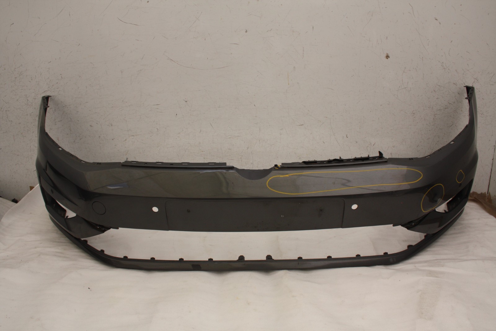 Volkswagen Golf Front Bumper 2017 TO 2020 5G0807221FL Genuine *DAMAGED*
