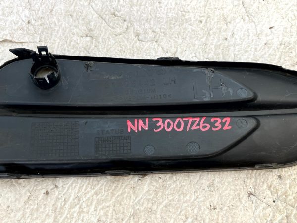 Volvo V90 Mk2 Front Bumper Left Fog Light Bracket 2016 TO 2023 31425442 Genuine 6 Volvo V90 Mk2 Front Bumper Left Fog Light Bracket 2016 TO 2023 31425442 Genuine 178439621060 7