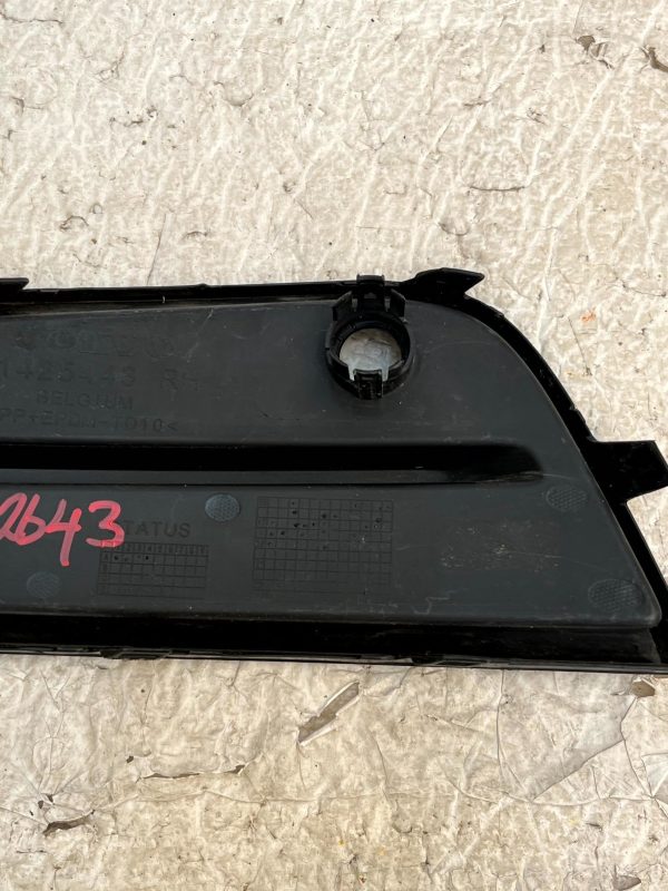 Volvo V90 Mk2 Front Bumper Right Fog Light Bracket 2016 TO 2023 31425443 Genuine 178440023190 9