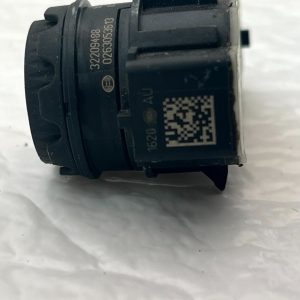 Volvo XC40 V60 MK2 Rear Bumper PDC Parking Sensor 32209488 Genuine - Image 7