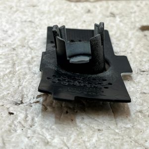 Volvo XC90 Rear Bumper Right Side Parking Sensor Holder Bracket 31663575 Genuine 13 Volvo XC90 Rear Bumper Right Side Parking Sensor Holder Bracket 31663575 Genuine - Image 6