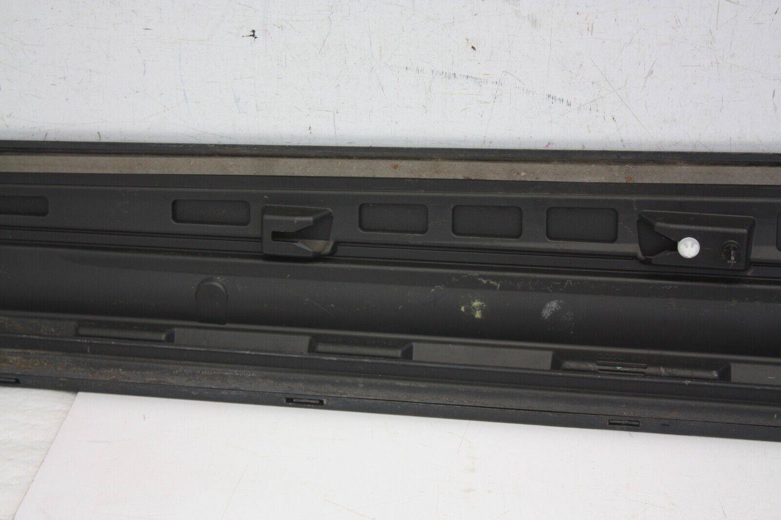 Audi-Q2-Front-Right-Side-Door-Moulding-2016-TO-2021-81A853960B-Genuine-176288391951-10