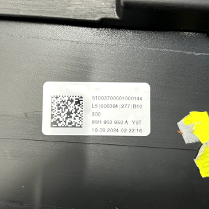 Audi Q6 E Tron Front Left Door Moulding 2024 ON 85H853959A Genuine - Image 14