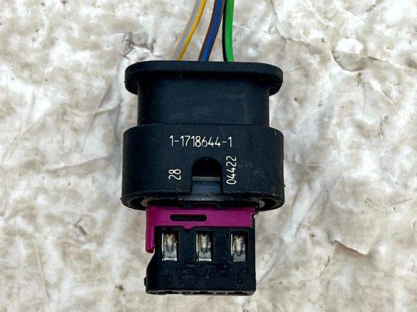 Audi VW Mercedes 3 Pin PDC Sensor Wiring Loom Plug Connector 1-1718644-1 Genuine 7 Audi VW Mercedes 3 Pin PDC Sensor Wiring Loom Plug Connector 1 1718644 1 Genuine 178430982761 8
