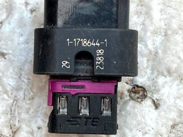 Audi VW Mercedes 3 Pin PDC Sensor Wiring Loom Plug Connector 1 1718644 1 Genuine 178456777131 8