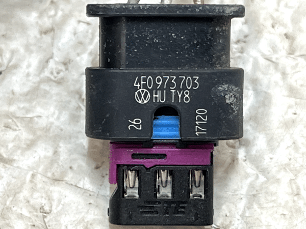 Audi VW Skoda Seat PDC Parking Sensor Plug Connector 4F0973703 Genuine 178433070161 8