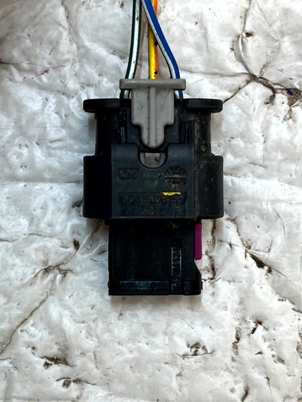 Audi Volkswagen 3 Pin PDC Sensor Wiring Loom Plug Connector 1-1718644-1 Genuine 3 Audi Volkswagen 3 Pin PDC Sensor Wiring Loom Plug Connector 1 1718644 1 Genuine 178499285021 4