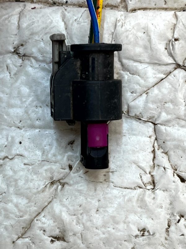 Audi Volkswagen 3 Pin PDC Sensor Wiring Loom Plug Connector 1-1718644-1 Genuine 4 Audi Volkswagen 3 Pin PDC Sensor Wiring Loom Plug Connector 1 1718644 1 Genuine 178499285021 5