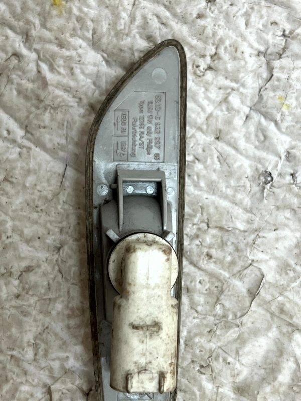 BMW 1 3 Series E81 E82 E87 E88 Right Additional Turn Indicator Lamp 63136932997 178507815441 5