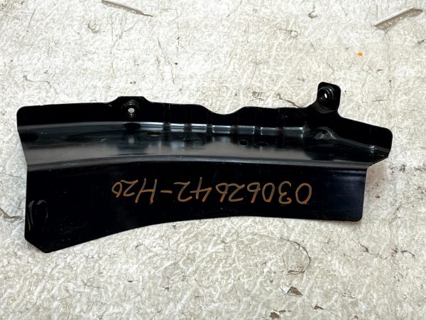 BMW 3 G20 Front Right Side Quarter Panel Bracket 7466036 Genuine 178450249621 6