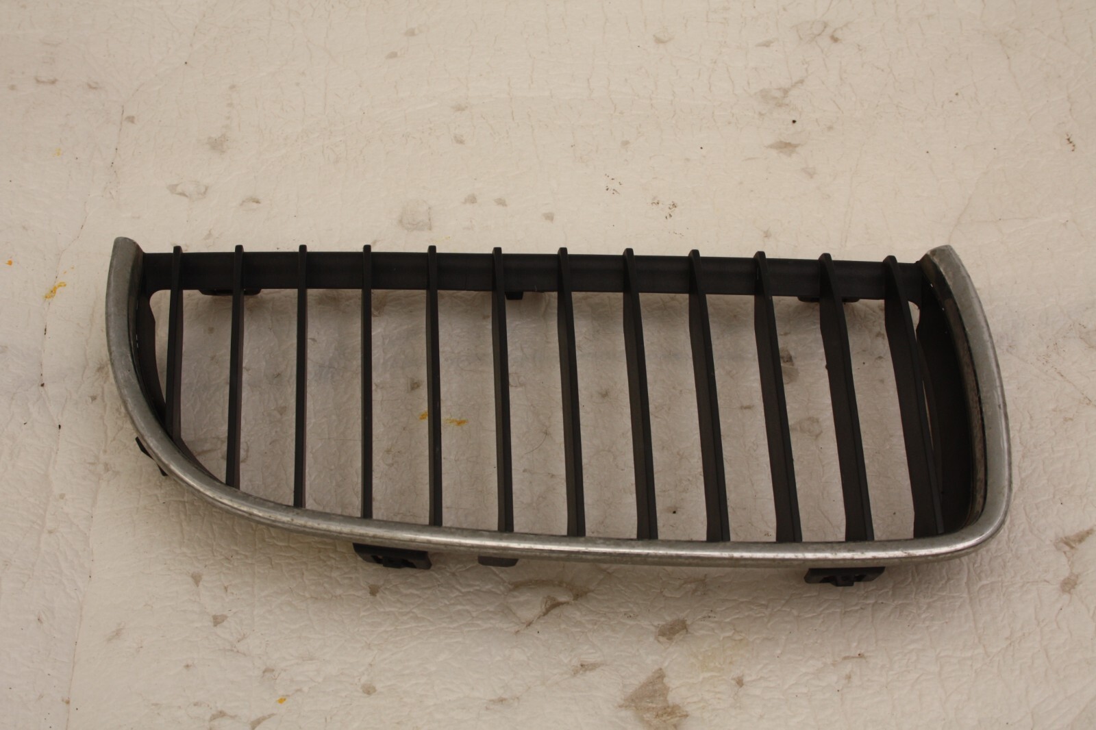 BMW 3 Series E90 Front Bumper Right Grill 2005 TO 2008 7120008 Genuine