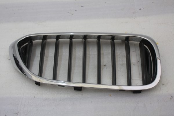 BMW-5-Series-G30-G31-Front-Bumper-Right-Kidney-Grill-2017-2020-8070470-DAMAGED-176797936131