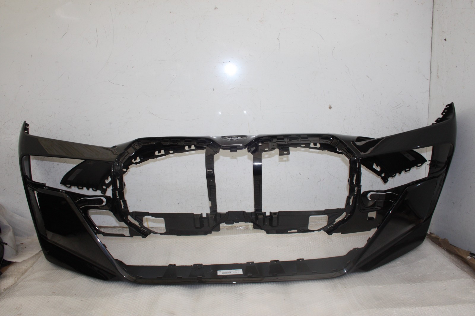 BMW 7 Series G70 i7 M Sport Front Bumper 2022 ON 51118081544 Genuine *DAMAGED*