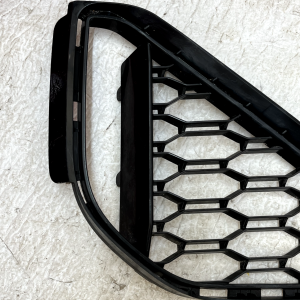 BMW X2 F39 Front Bumper Right Side Grill 2018 TO 2024 8069098 Genuine - Image 3
