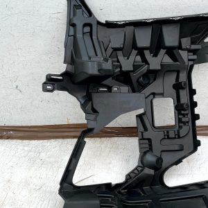 BMW X5 G05 M Sport LCI Front Bumper Right Bracket 2023 ON 51118085628 Genuine - Image 7