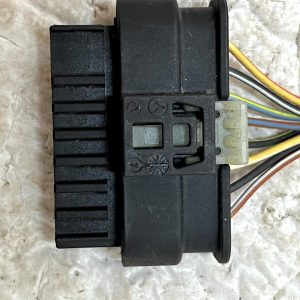 BMW X5 G05 Wiring Loom Harness Plug Connector 705365 Genuine - Image 5