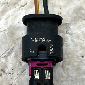BMW i3 2 Pin Wiring Loom Harness Plug Connector 1-1670916-1 Genuine - Image 8
