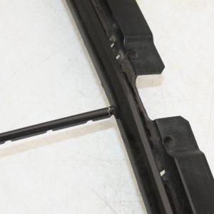 Bentley Bentayga Front Bumper Grill Surround Chrome 36A853667 Genuine - Image 7