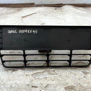 Ford Focus Mk3 Front Bumper Lower Center Grille 2011-2014 BM51-17K945-A Genuine - Image 6